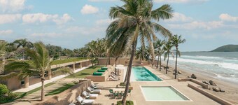 Anera · Oceanfront Villa with Private Pool