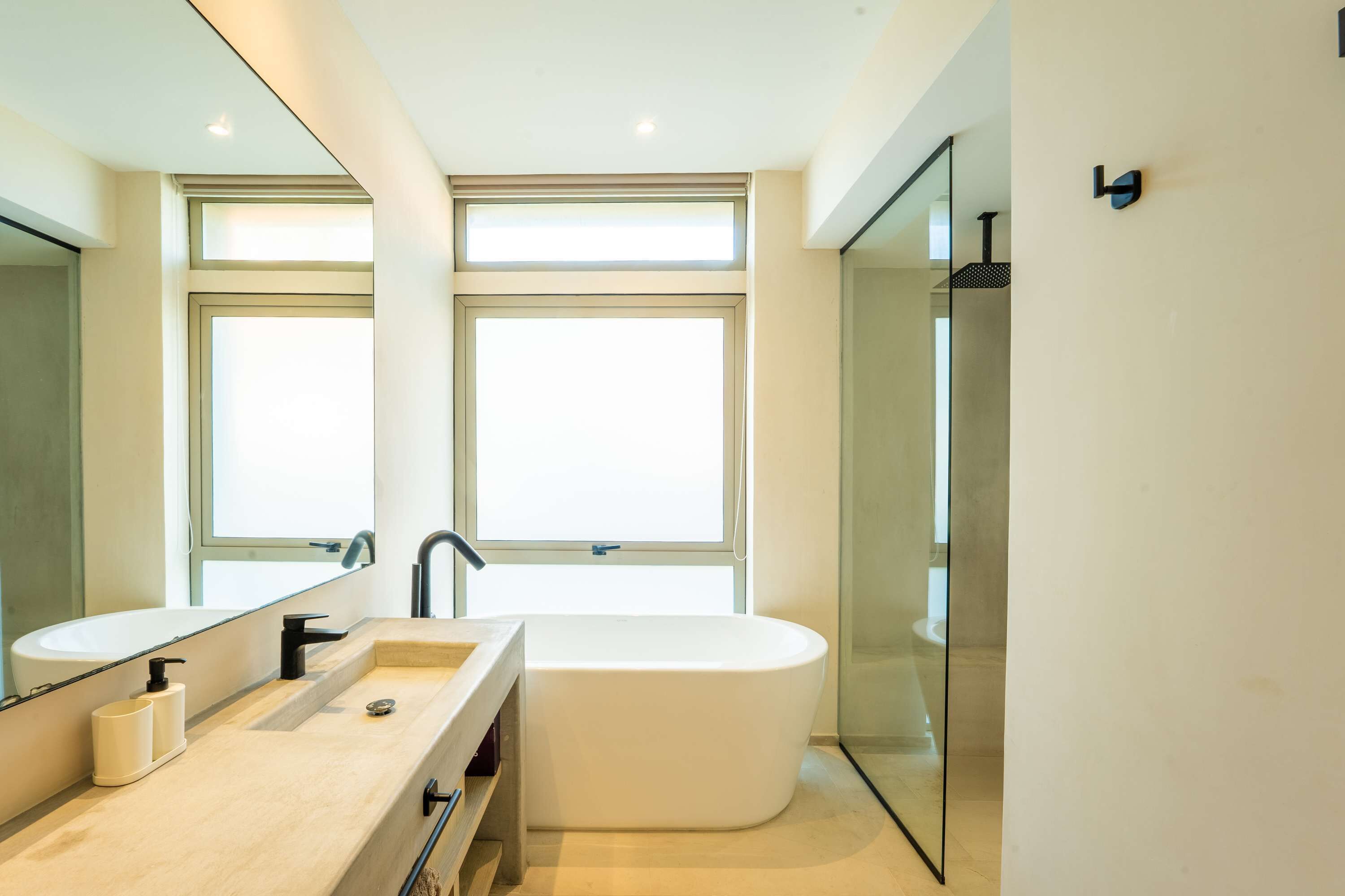 Shower, towels, shampoo