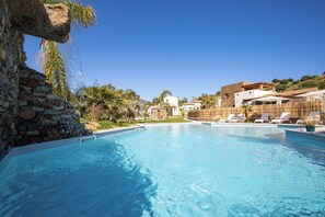 Outdoor pool - Sardinia Luxury Villa with Pool, Botanical Park and Fast Wi-Fi  (Sardegna)