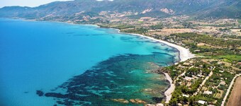 Sardinia Luxury Villa with Pool, Botanical Park and Fast Wi-Fi 