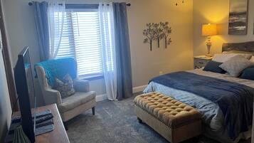 2 bedrooms, desk, iron/ironing board, WiFi