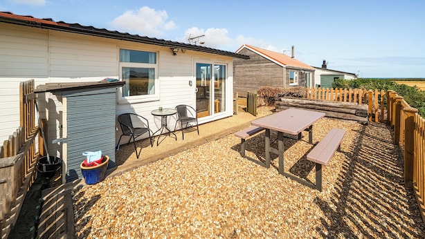 Unclassified image, 1 of 17, button - Bay View Sleeps 4, 2 Bedrooms Pets Garden Beach (Bridlington)