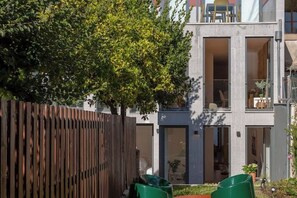 Property grounds - The Artist's Garden Apartment (Porto)