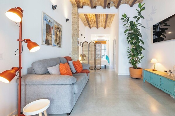 Room - Cozy Studio with Terrace in Ruzafa by Invalencia (Valencia)