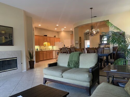 Indio Retreat Near Festivals & Tennis Tournament