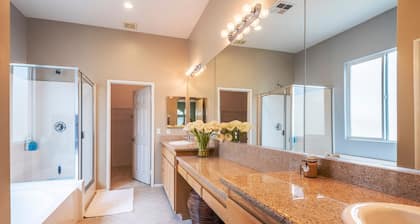 Indio Retreat Near Festivals & Tennis Tournament
