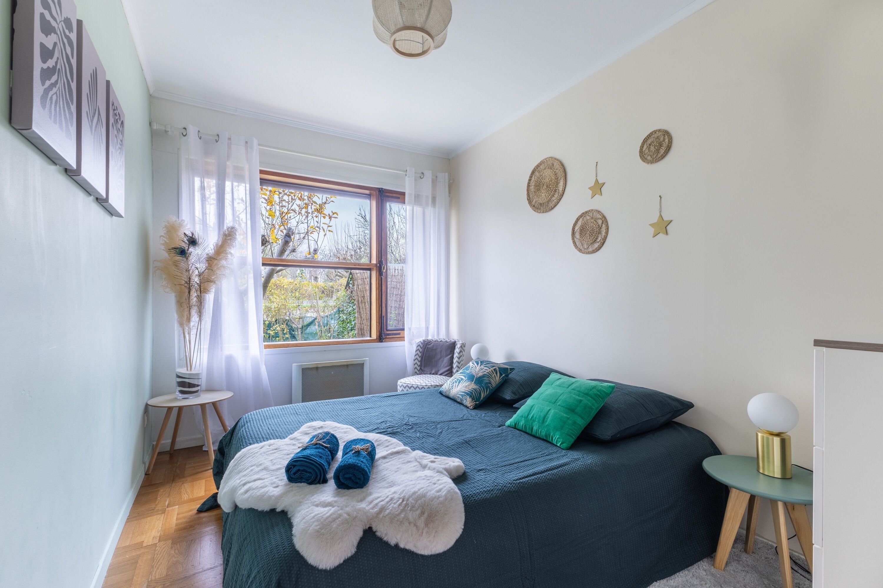 Ferros/tábuas de passar roupa, Wi-Fi de cortesia, roupa de cama