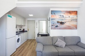 TV - Holiday Home 'Denia Encantadora' with Shared Pool, Wi-Fi and Air Conditioning (DENIA)