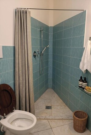 Bathroom - Laura's little houses: second floor 1 (Palermo)