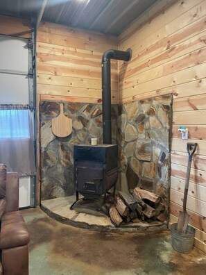 Interior - Sugar shack Pendleton point (Dumas)