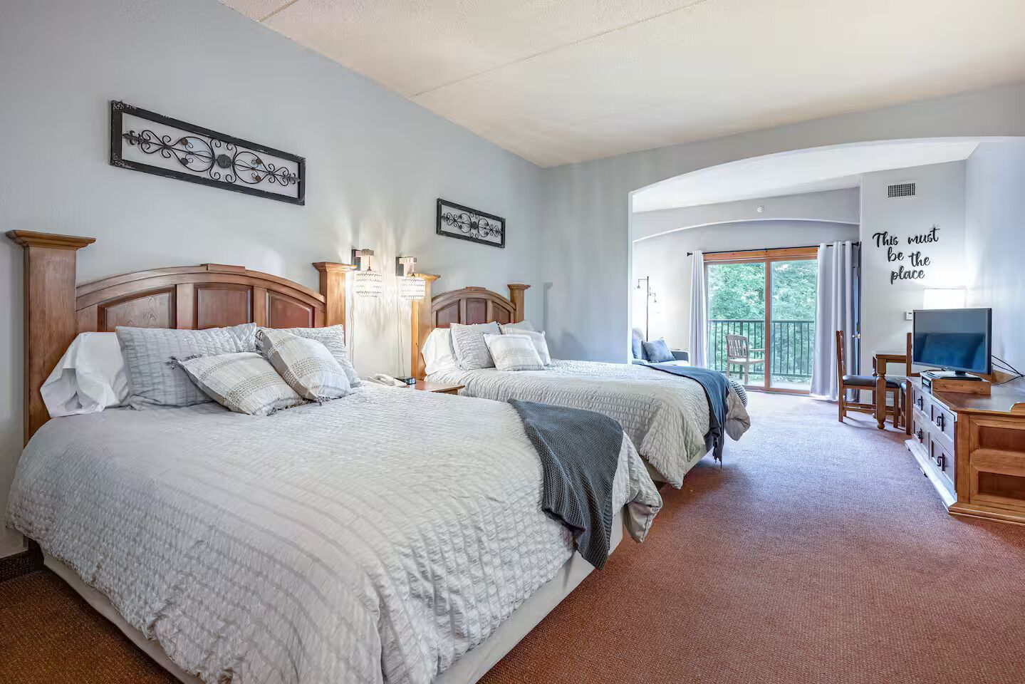 1 soverom, strykejern/-brett, wi-fi (inkludert) og sengetøy