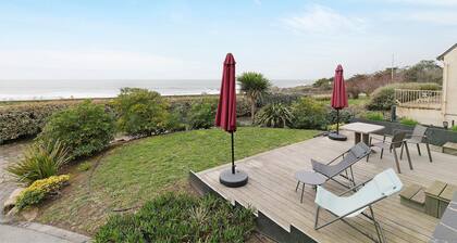 Ajoncs Apartment – Seafront, Terrace, Parking, Côte Sauvage