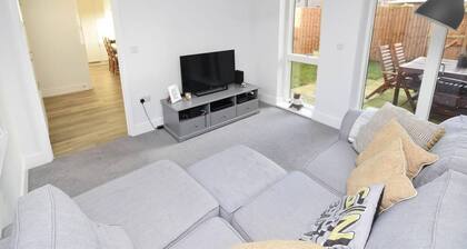 Room-ensuite Double Bed Room Sunny Spaci