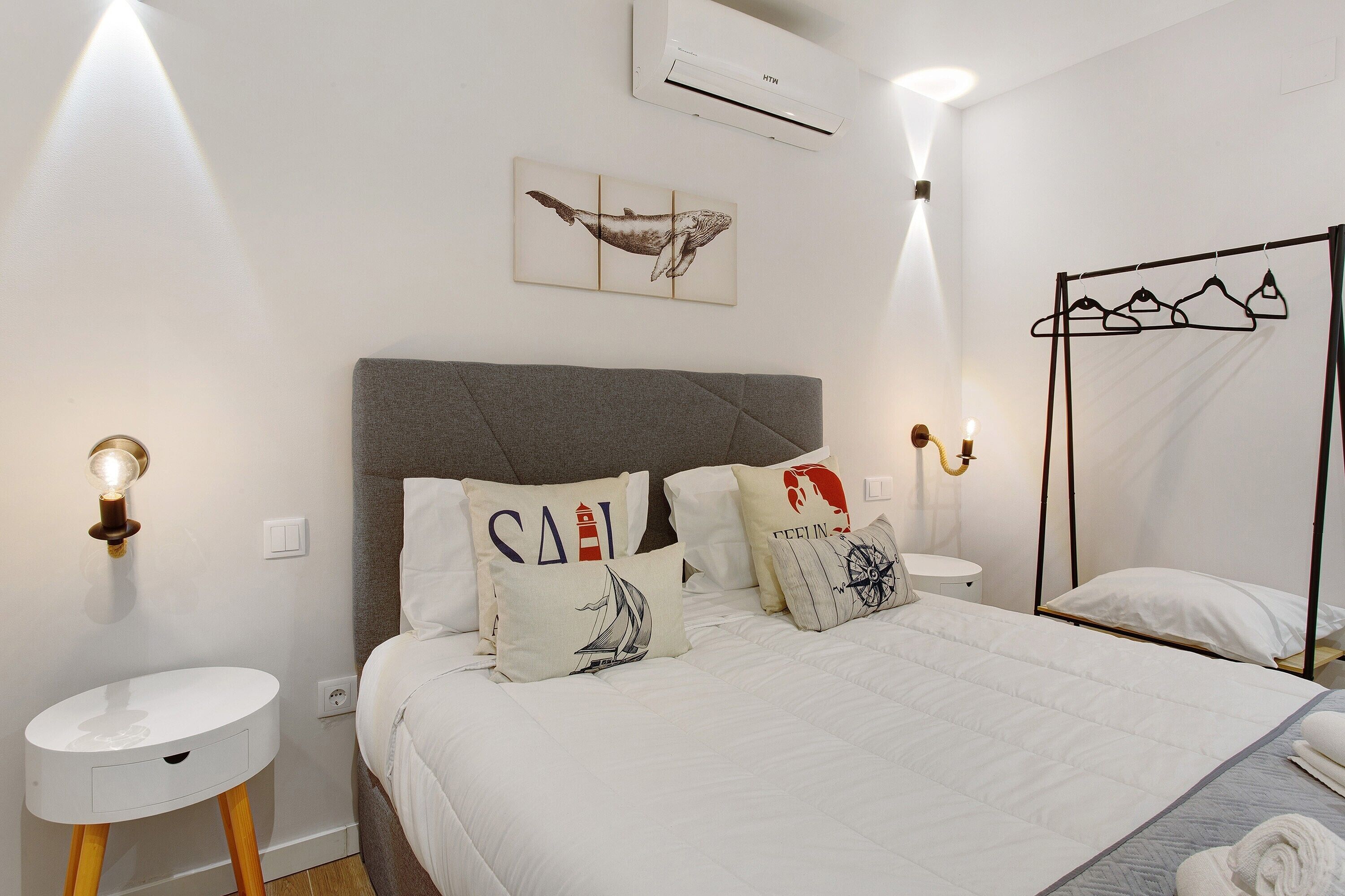 2 室のベッドルーム、アイロン / アイロン台、WiFi、ベッドシーツ