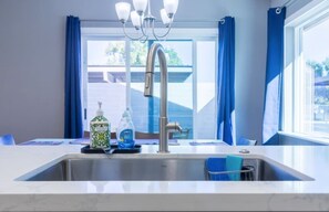 Interior - Cozy townhouse with community pool, heart of Tempe near ASU (Tempe)