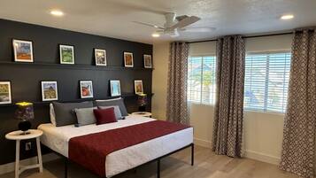 4 slaapkamers, een strijkplank/strijkijzer, reisbedje, gratis wifi