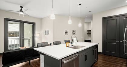 Cozy 1-bedroom apartment with AC in soothing Austin