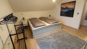 Iron/ironing board, travel crib, free WiFi, bed sheets