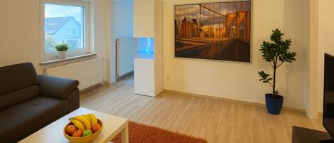 Una Smart TV, libros