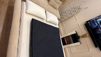 Fer et planche à repasser, accès Internet, draps fournis