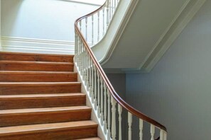 Interior - Art Deco Elegance in the Heart of Downtown Porto (Porto)