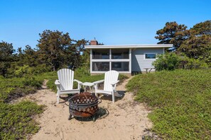 Property grounds - Steps to Lecount Hollow Beach! (Wellfleet)