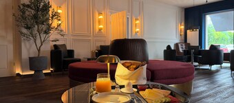 Hotel Nare