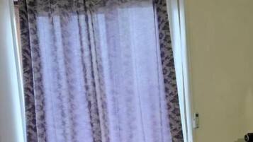 Standard-huoneisto, kaupunkinäköala | Sisätilat