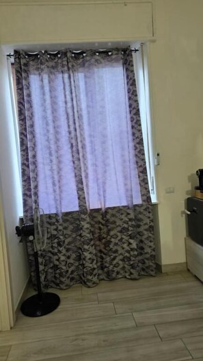 Standard-huoneisto, kaupunkinäköala | Sisätilat