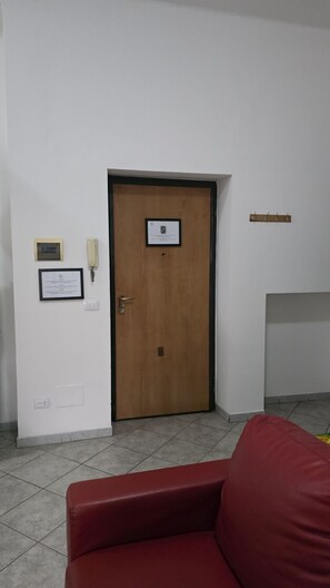 Cortinas blackout, tabla de planchar con plancha y wifi gratis