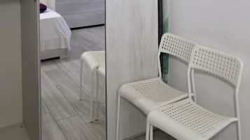 Standard-Apartment, Stadtblick | Innenbereich