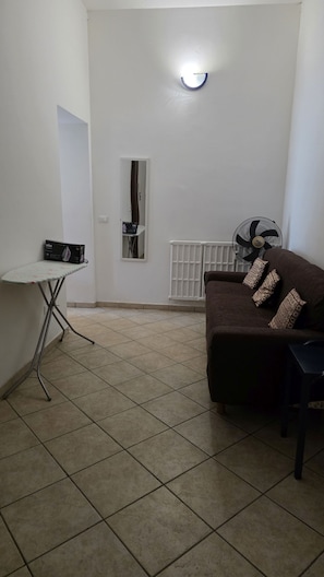 Blackout curtains, iron/ironing board, free WiFi - Casa Manzoni (Novara)