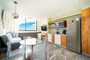 Deluxe-Apartment, Balkon | Innenbereich