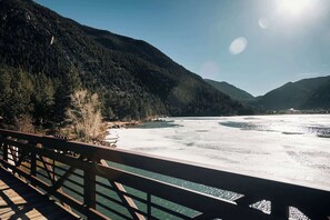 Property grounds - Lakefront | Trails | Skiing | Views | Georgetown (Georgetown)