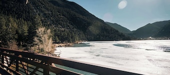 Lakefront | Trails | Skiing | Views | Georgetown