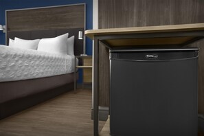 Cortinas blackout, tabla de planchar con plancha y wifi gratis 