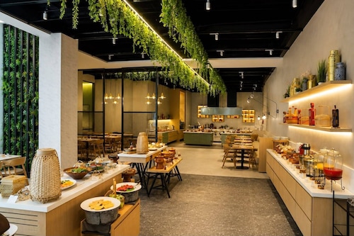Hilton Garden Inn Bengaluru Embassy TechVillage Outer Ring Road