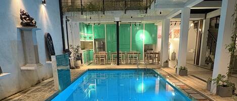 Pool