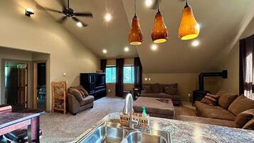 Smart TV, fireplace, books