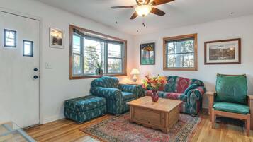 Televisio, pöytäjalkapallopöytä