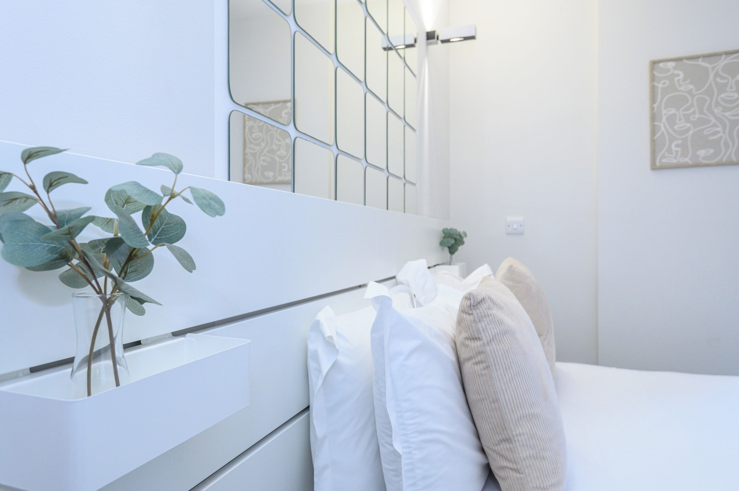 熨斗/熨衫板、免費 Wi-Fi、床單