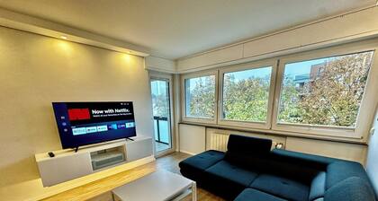 Central 3-room apartment Karlsruhe | 2 balconies & WLAN