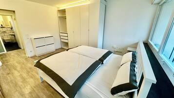 2 sovrum, strykjärn/strykbräda, internet och sängkläder