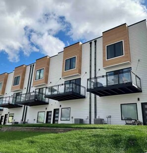 Exterior - Located centrally in the middle of Okoboji Iowa, 3 story townhome (Arnolds Park)