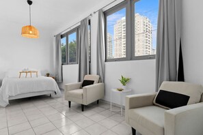 2 Schlafzimmer, Schreibtisch, WLAN, Bettwäsche