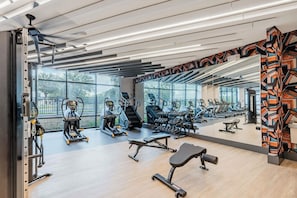 Fitness facility - Cozy 1-bedroom apartment with AC in quaint Austin (Austin)