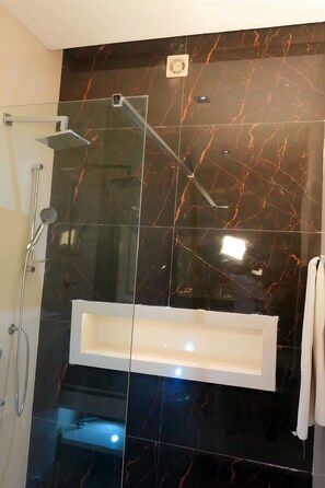 Luxury Apartment, Pool View | Bathroom | Slippers - 2020 Hotels katampe. (Abuja)