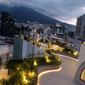 Property grounds - Espectacular and Cozy Studio near everything!  Pool / Gym / Coworkimg (Quito)