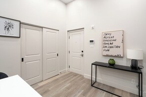 Front of property - The Griffin (Montréal)