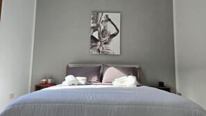 Iron/ironing board, free WiFi, bed sheets - La Balza Suites by Ortigia Apartments (Syracuse)
